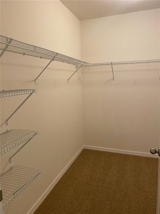 出租: $1,850 (4 贝兹, 2 浴室, 1827 平方英尺)