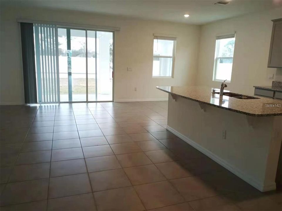 For Rent: $2,150 (4 beds, 3 baths, 2045 Square Feet)