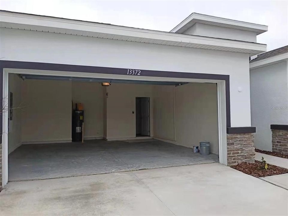 For Rent: $2,150 (4 beds, 3 baths, 2045 Square Feet)