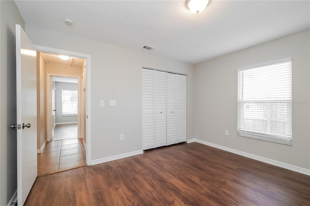 出租: $1,895 (4 贝兹, 2 浴室, 1972 平方英尺)