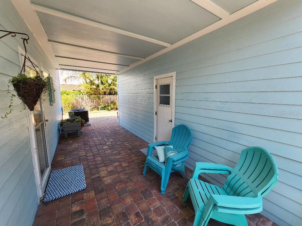 For Sale: $1,250,000 (3 beds, 3 baths, 2288 Square Feet)