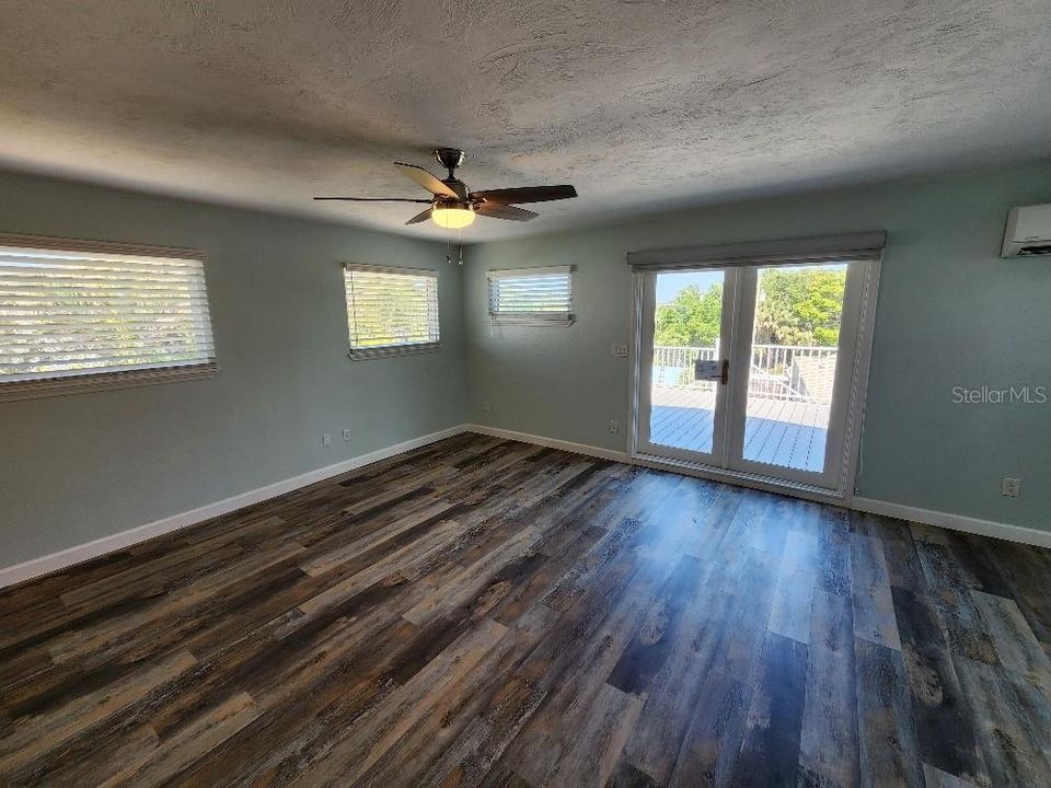 For Sale: $1,250,000 (3 beds, 3 baths, 2288 Square Feet)