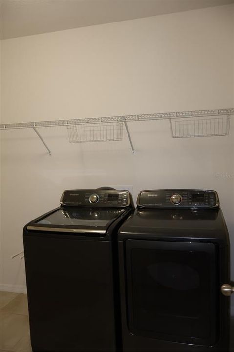 En Renta: $2,600 (5 camas, 3 baños, 3609 Pies cuadrados)