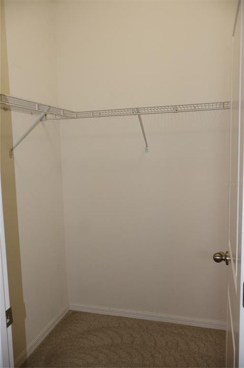 En Renta: $2,600 (5 camas, 3 baños, 3609 Pies cuadrados)