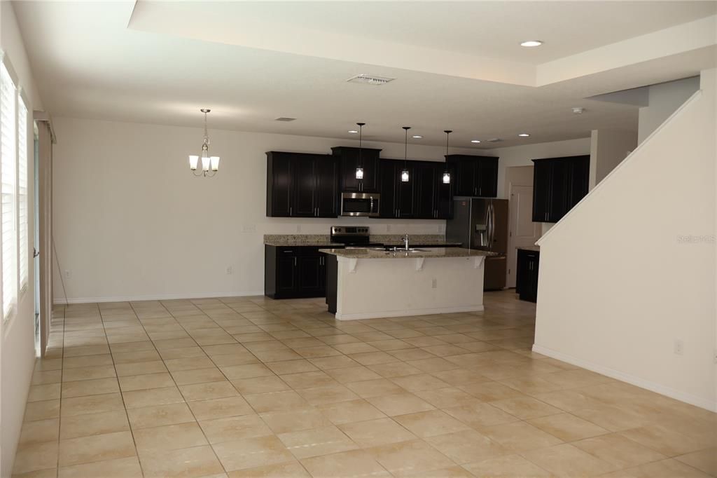 En Renta: $2,600 (5 camas, 3 baños, 3609 Pies cuadrados)