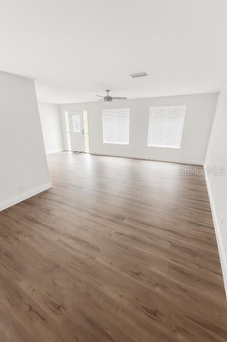 待售: $328,000 (3 贝兹, 2 浴室, 1517 平方英尺)