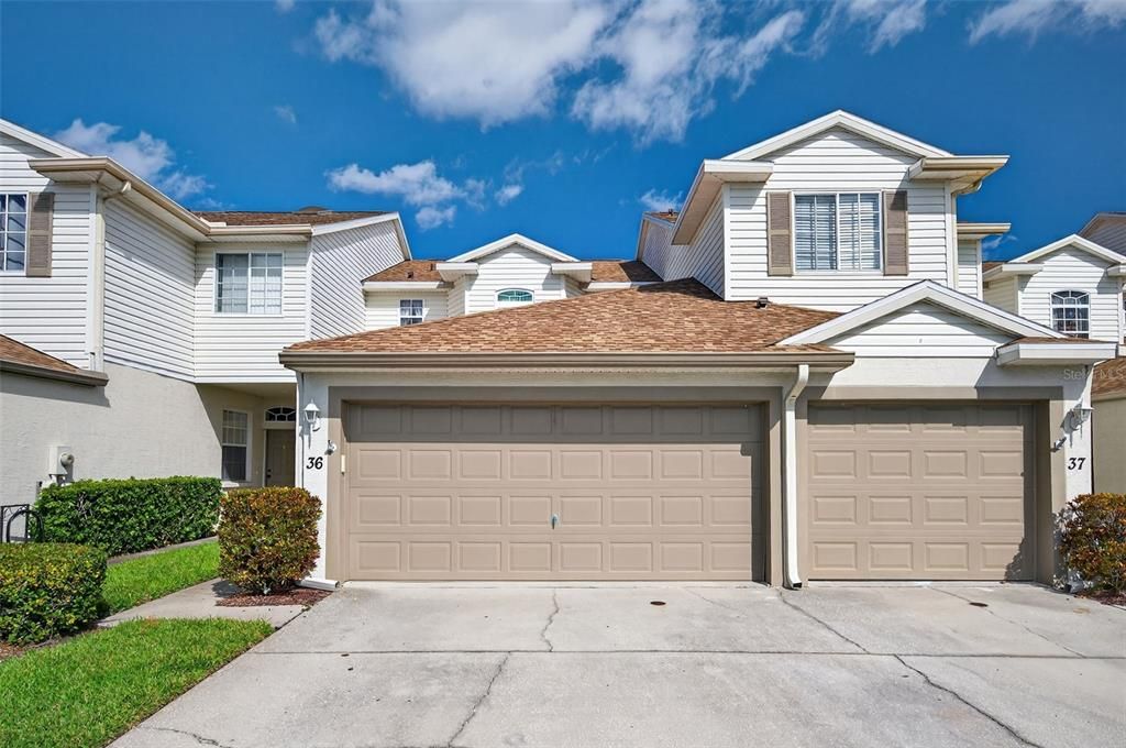 For Sale: $349,900 (3 beds, 2 baths, 1613 Square Feet)