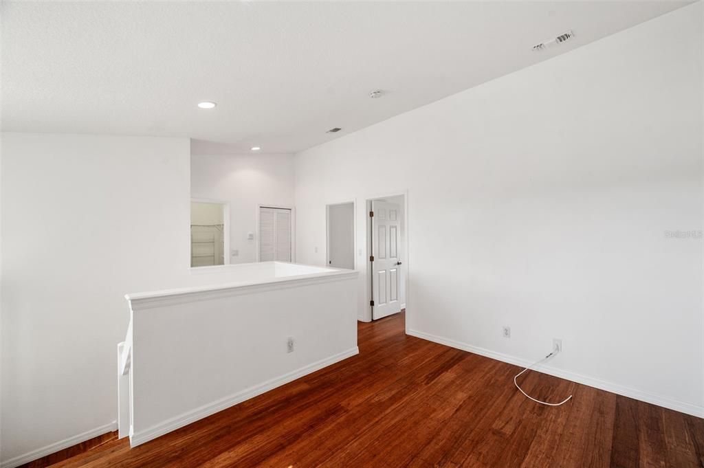 For Sale: $349,900 (3 beds, 2 baths, 1613 Square Feet)