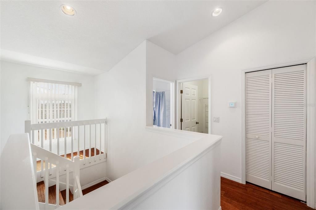 For Sale: $349,900 (3 beds, 2 baths, 1613 Square Feet)