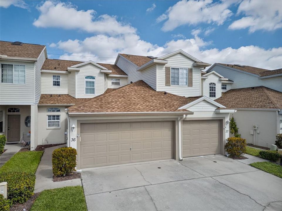 For Sale: $349,900 (3 beds, 2 baths, 1613 Square Feet)