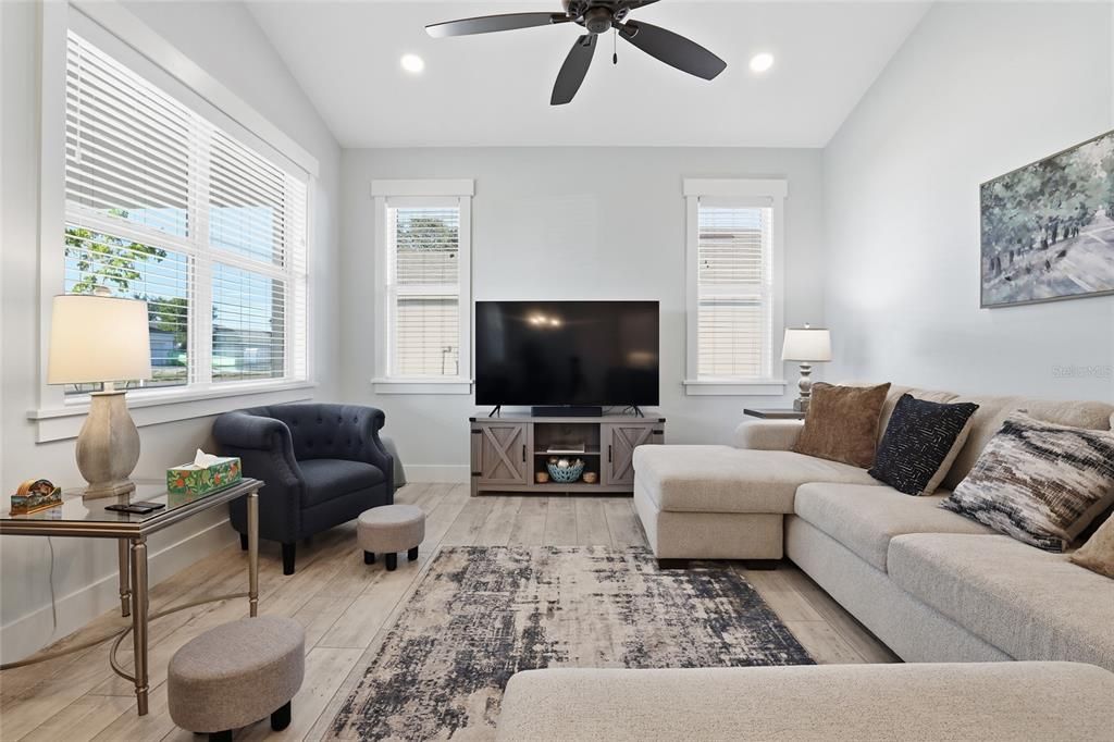 En Renta: $2,250 (2 camas, 2 baños, 1677 Pies cuadrados)