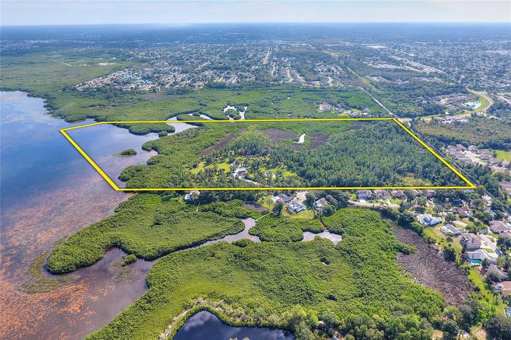 En Venta: $5,400,000 (80.00 acres)