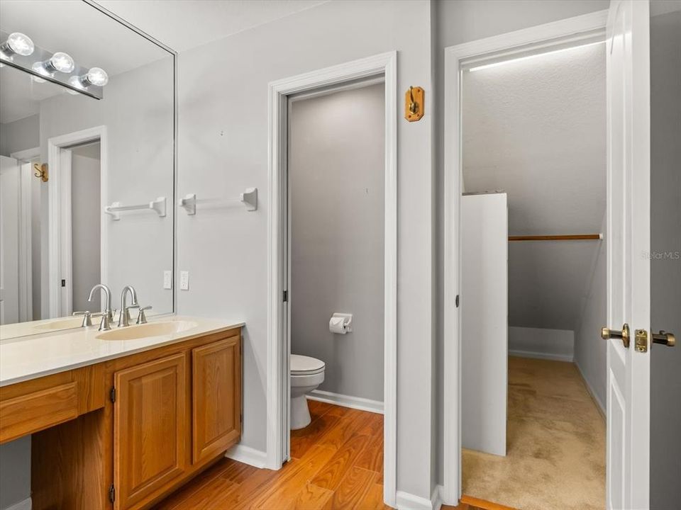 待售: $449,900 (4 贝兹, 2 浴室, 2074 平方英尺)