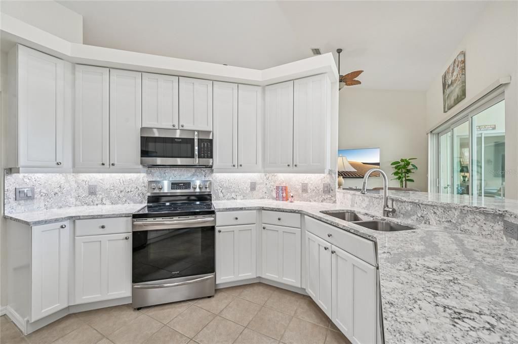 For Sale: $595,000 (3 beds, 2 baths, 2167 Square Feet)