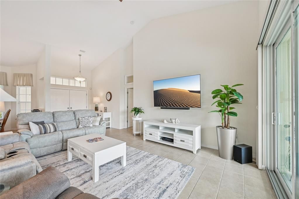 For Sale: $595,000 (3 beds, 2 baths, 2167 Square Feet)