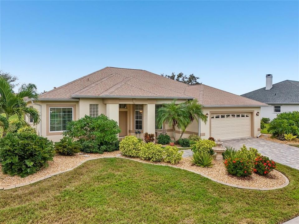 For Sale: $595,000 (3 beds, 2 baths, 2167 Square Feet)