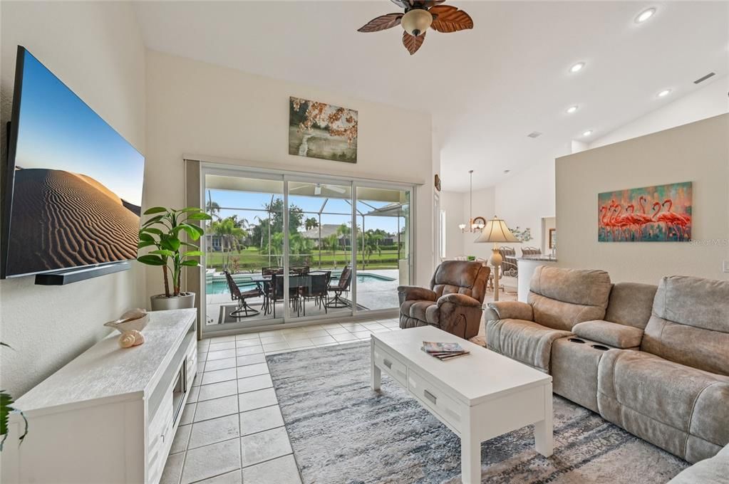 For Sale: $595,000 (3 beds, 2 baths, 2167 Square Feet)