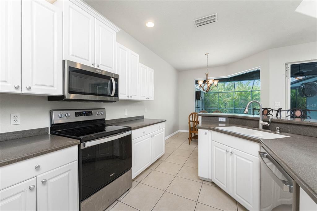 待售: $399,900 (3 贝兹, 2 浴室, 1751 平方英尺)