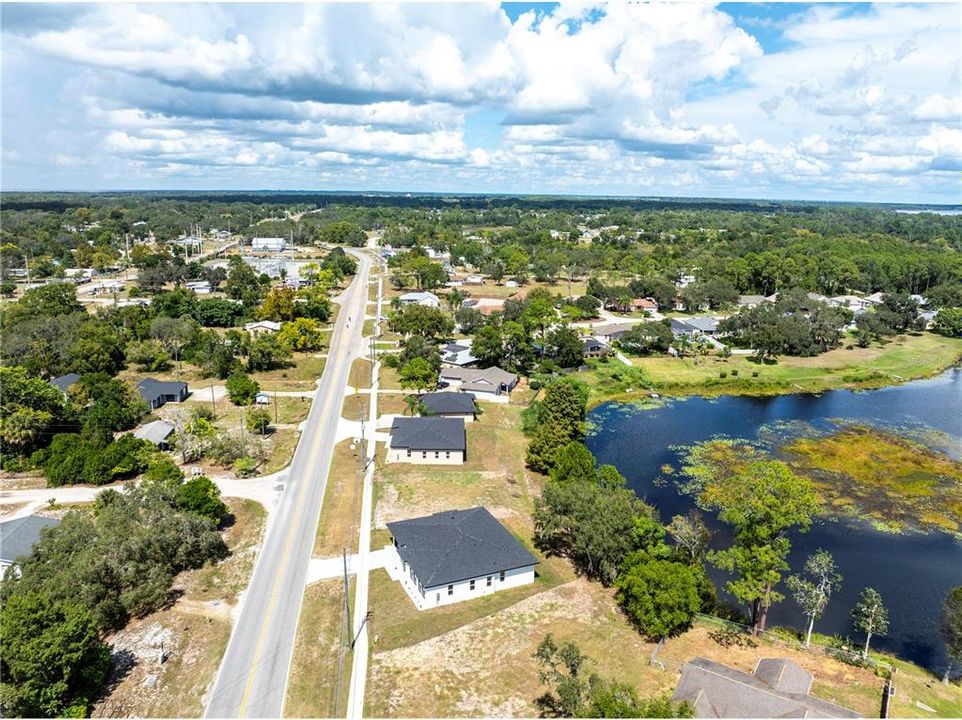 出租: $2,400 (3 贝兹, 2 浴室, 1660 平方英尺)