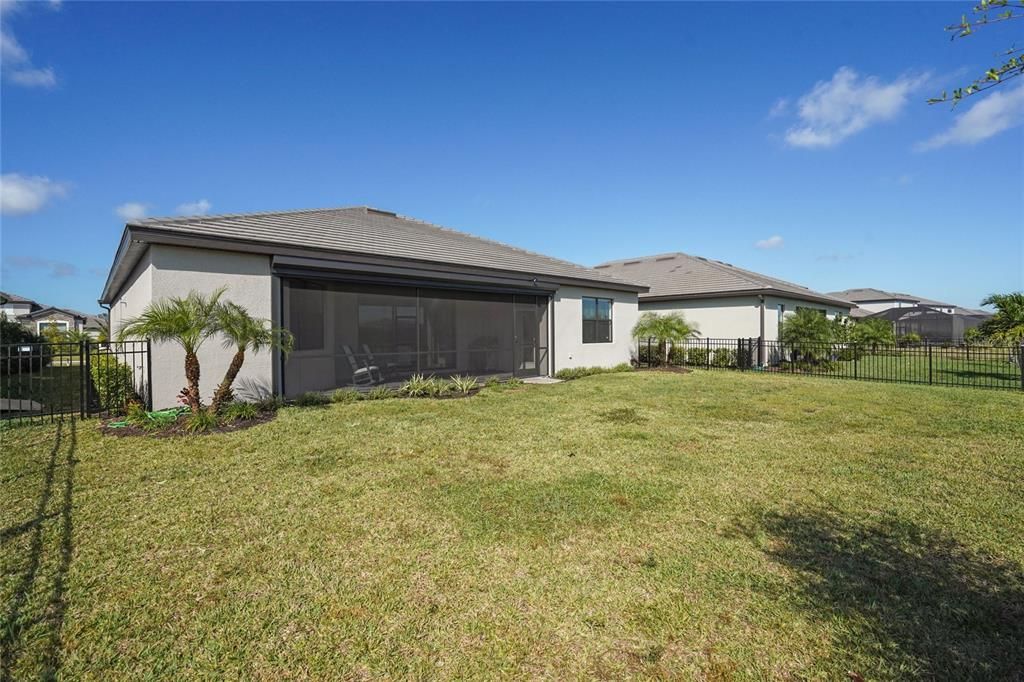 Active With Contract: $615,000 (4 beds, 2 baths, 2239 Square Feet)