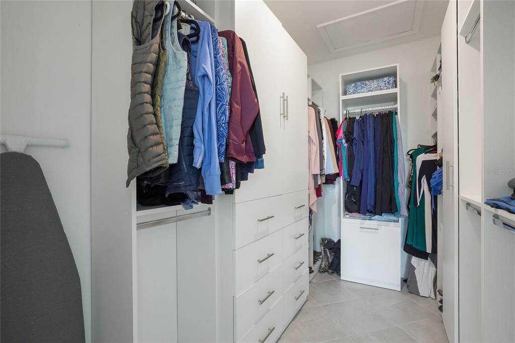 Active With Contract: $615,000 (4 beds, 2 baths, 2239 Square Feet)