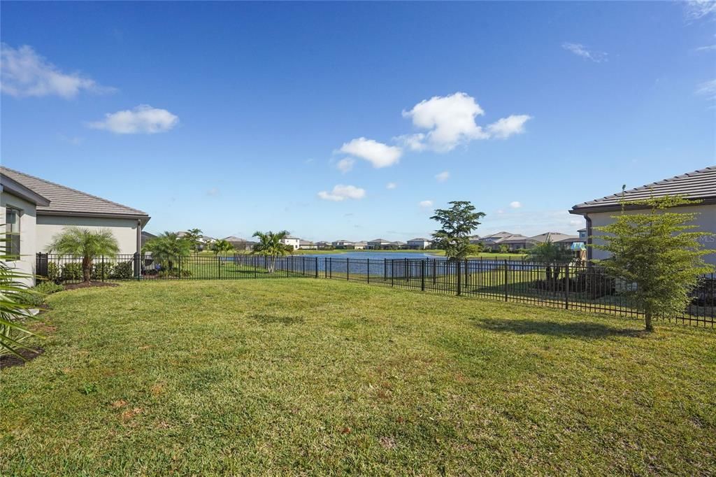 Active With Contract: $615,000 (4 beds, 2 baths, 2239 Square Feet)