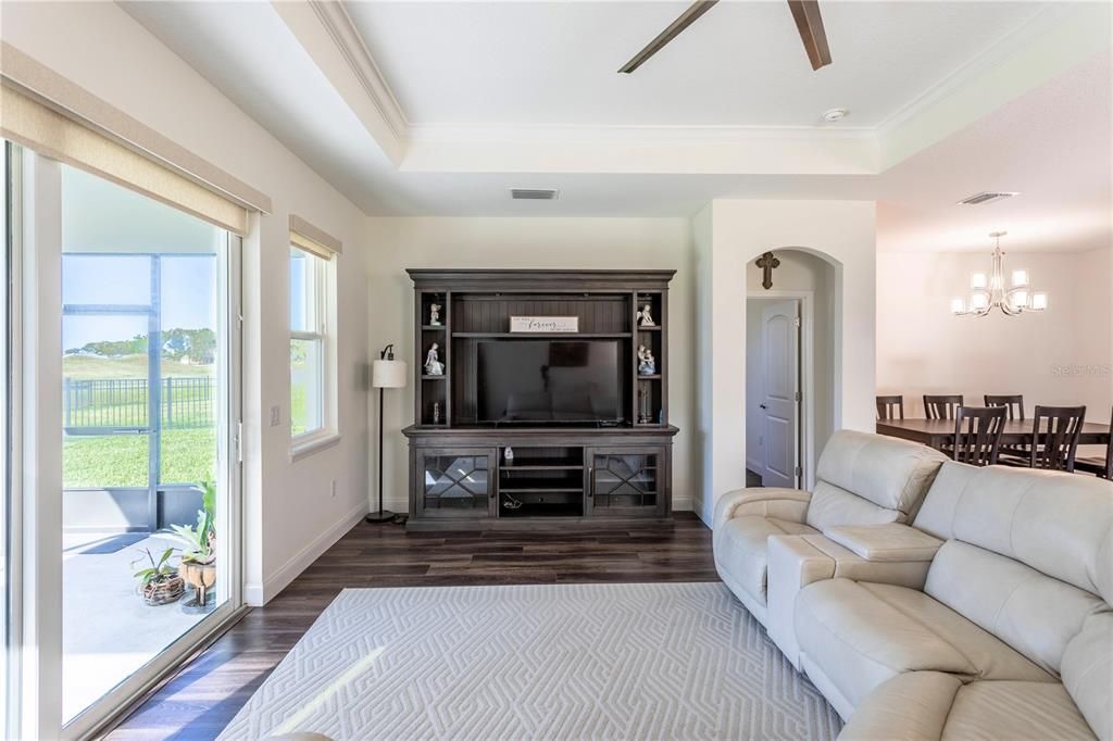 For Sale: $539,000 (2 beds, 2 baths, 1896 Square Feet)