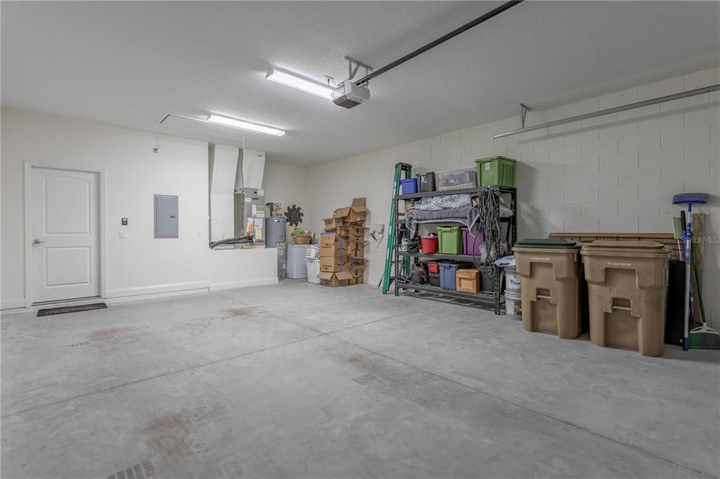 For Sale: $539,000 (2 beds, 2 baths, 1896 Square Feet)