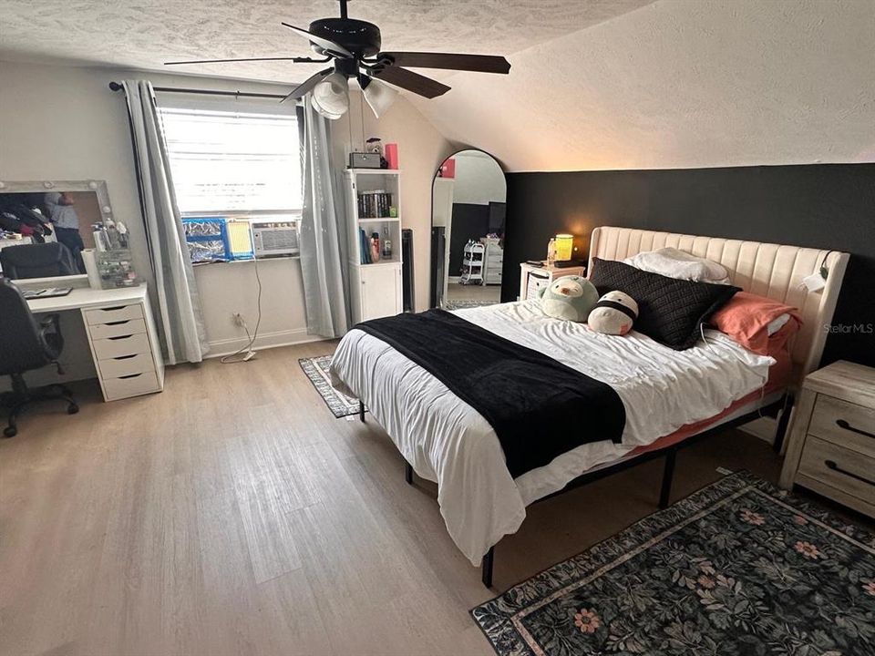 For Sale: $435,000 (4 beds, 2 baths, 2229 Square Feet)