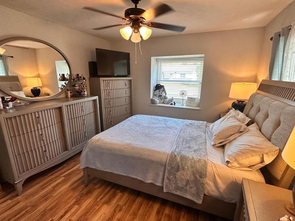 For Sale: $435,000 (4 beds, 2 baths, 2229 Square Feet)