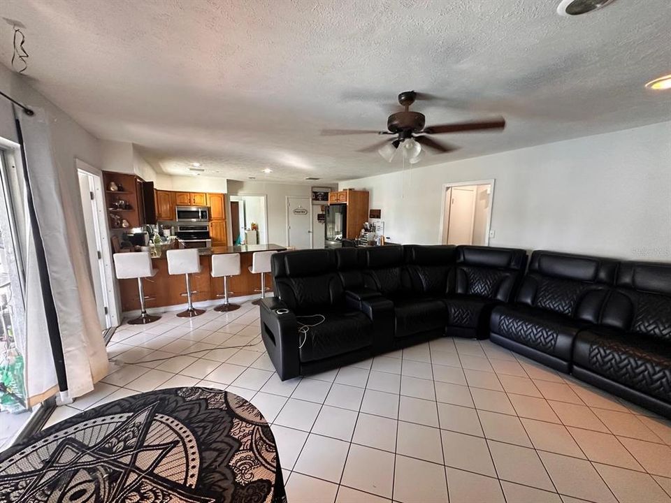 For Sale: $435,000 (4 beds, 2 baths, 2229 Square Feet)
