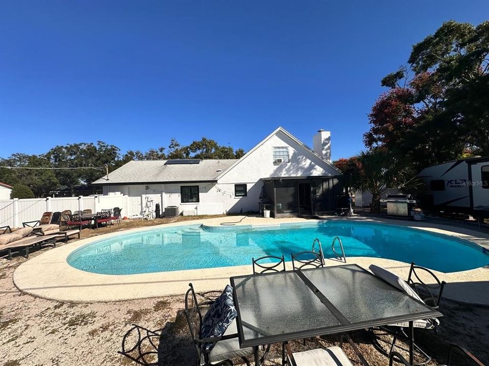 For Sale: $435,000 (4 beds, 2 baths, 2229 Square Feet)