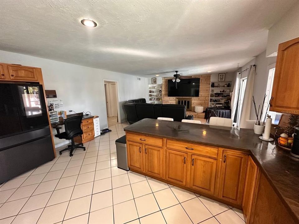 For Sale: $435,000 (4 beds, 2 baths, 2229 Square Feet)