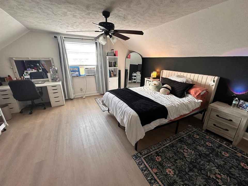 For Sale: $435,000 (4 beds, 2 baths, 2229 Square Feet)