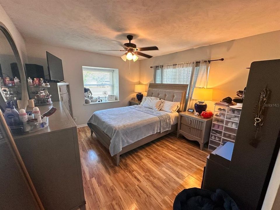 For Sale: $435,000 (4 beds, 2 baths, 2229 Square Feet)