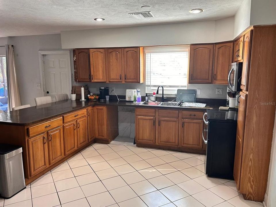 For Sale: $435,000 (4 beds, 2 baths, 2229 Square Feet)