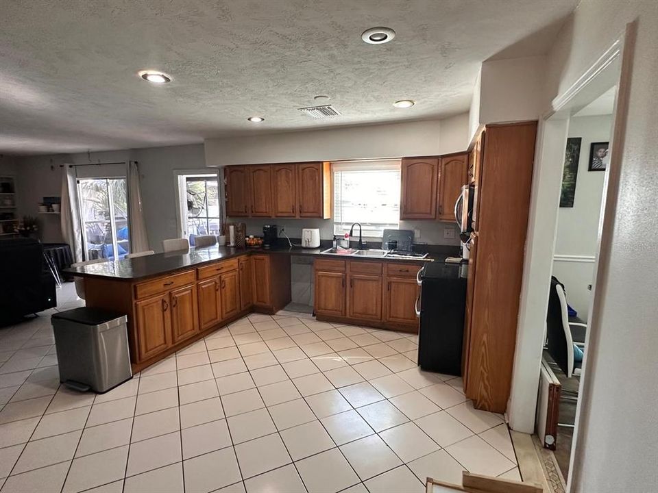 For Sale: $435,000 (4 beds, 2 baths, 2229 Square Feet)