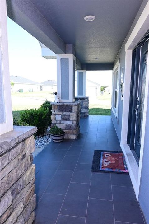 For Sale: $399,900 (4 beds, 2 baths, 1883 Square Feet)