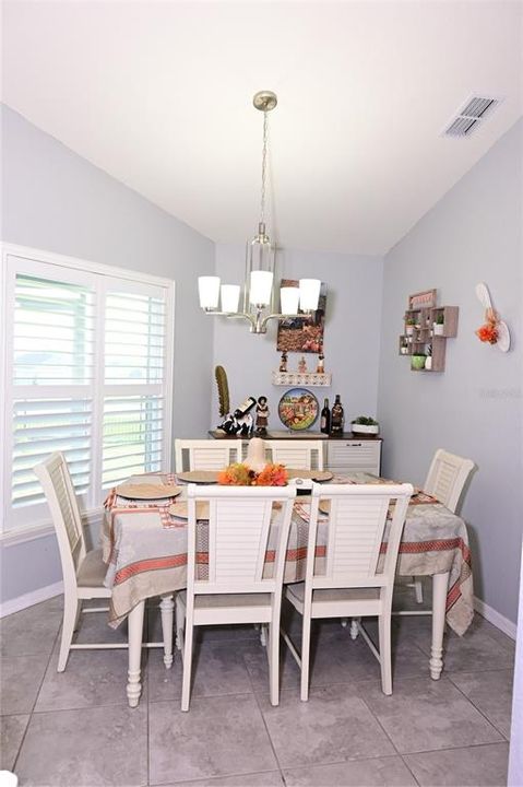 For Sale: $399,900 (4 beds, 2 baths, 1883 Square Feet)