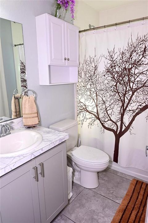 For Sale: $399,900 (4 beds, 2 baths, 1883 Square Feet)