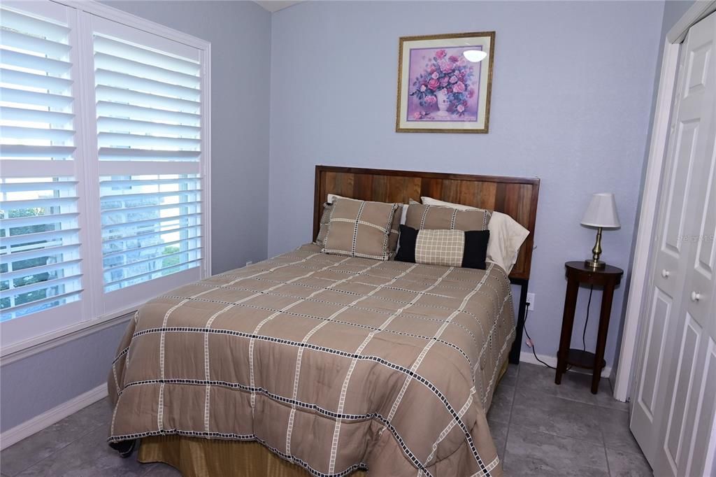 For Sale: $399,900 (4 beds, 2 baths, 1883 Square Feet)