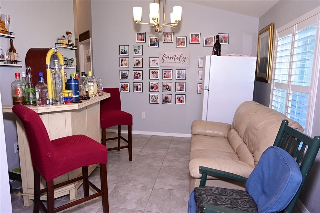 For Sale: $399,900 (4 beds, 2 baths, 1883 Square Feet)