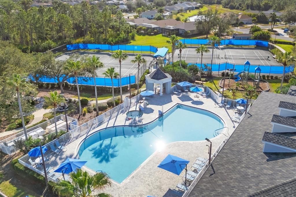 На продажу: $327,500 (3 спален, 2 ванн, 1684 Квадратных фут)