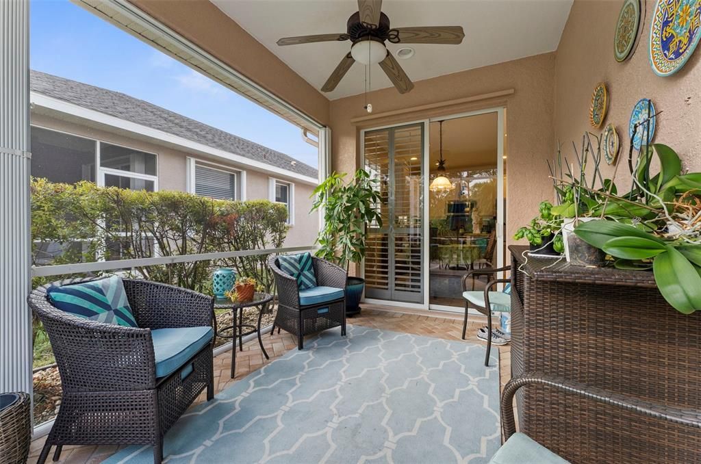 На продажу: $327,500 (3 спален, 2 ванн, 1684 Квадратных фут)