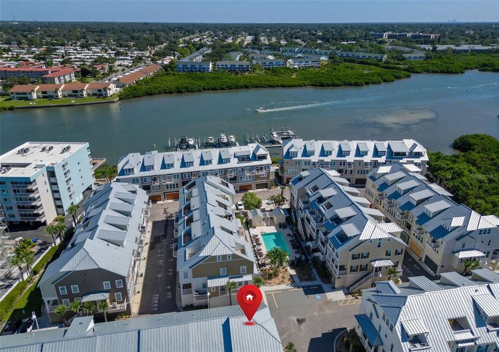 合同活跃: $1,049,950 (3 贝兹, 2 浴室, 1874 平方英尺)