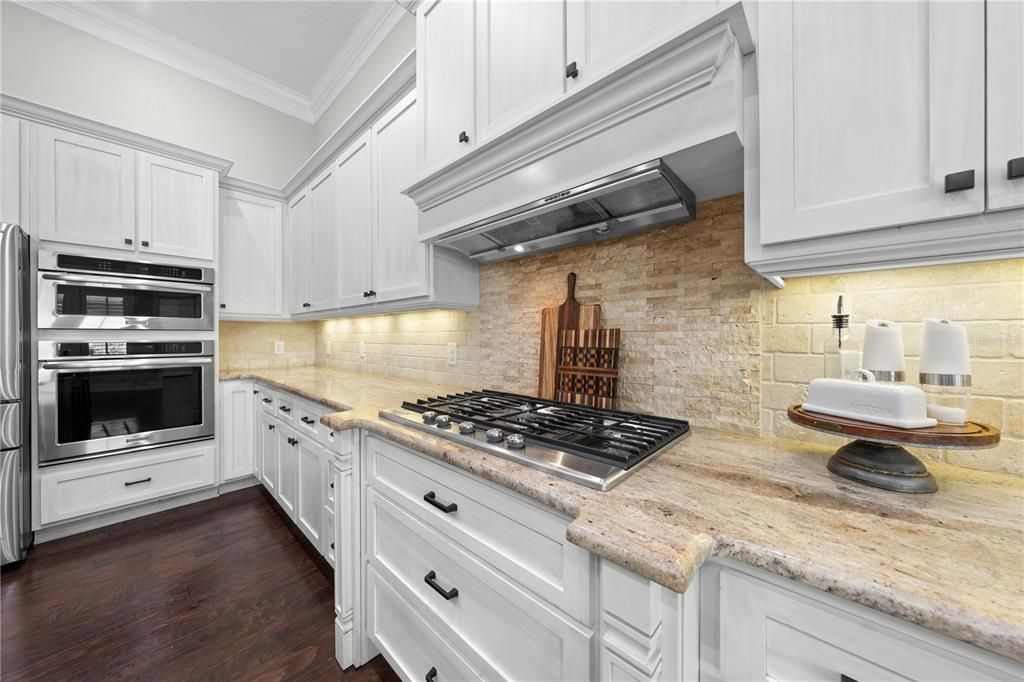 На продажу: $1,325,000 (4 спален, 3 ванн, 3285 Квадратных фут)