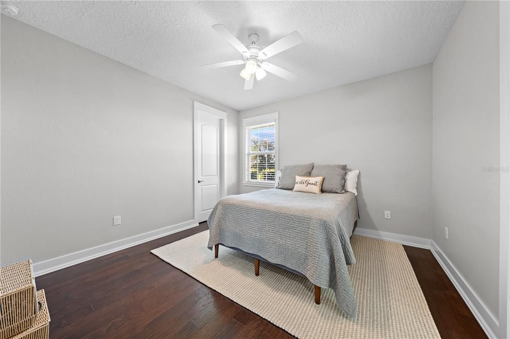 На продажу: $1,325,000 (4 спален, 3 ванн, 3285 Квадратных фут)