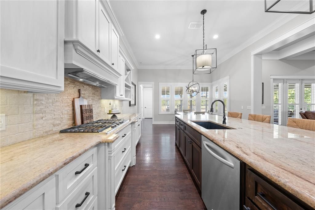 На продажу: $1,325,000 (4 спален, 3 ванн, 3285 Квадратных фут)