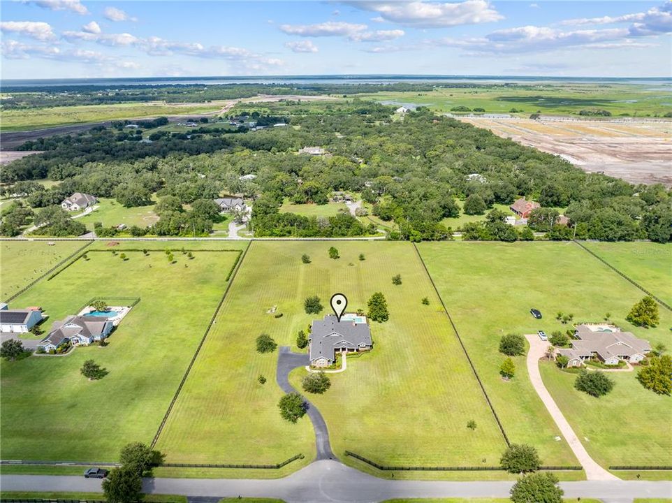 На продажу: $1,325,000 (4 спален, 3 ванн, 3285 Квадратных фут)