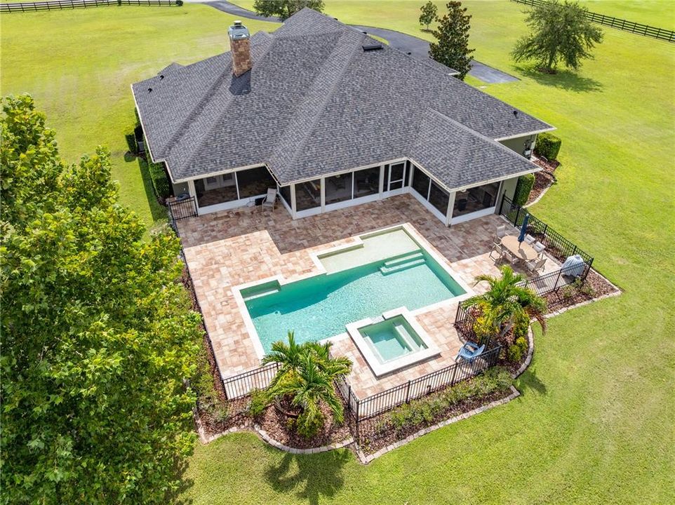 На продажу: $1,325,000 (4 спален, 3 ванн, 3285 Квадратных фут)